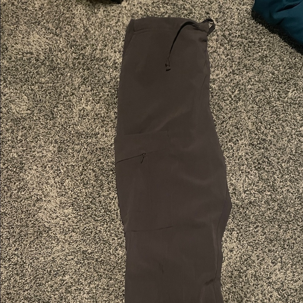 Medium jockey grey scrub pants